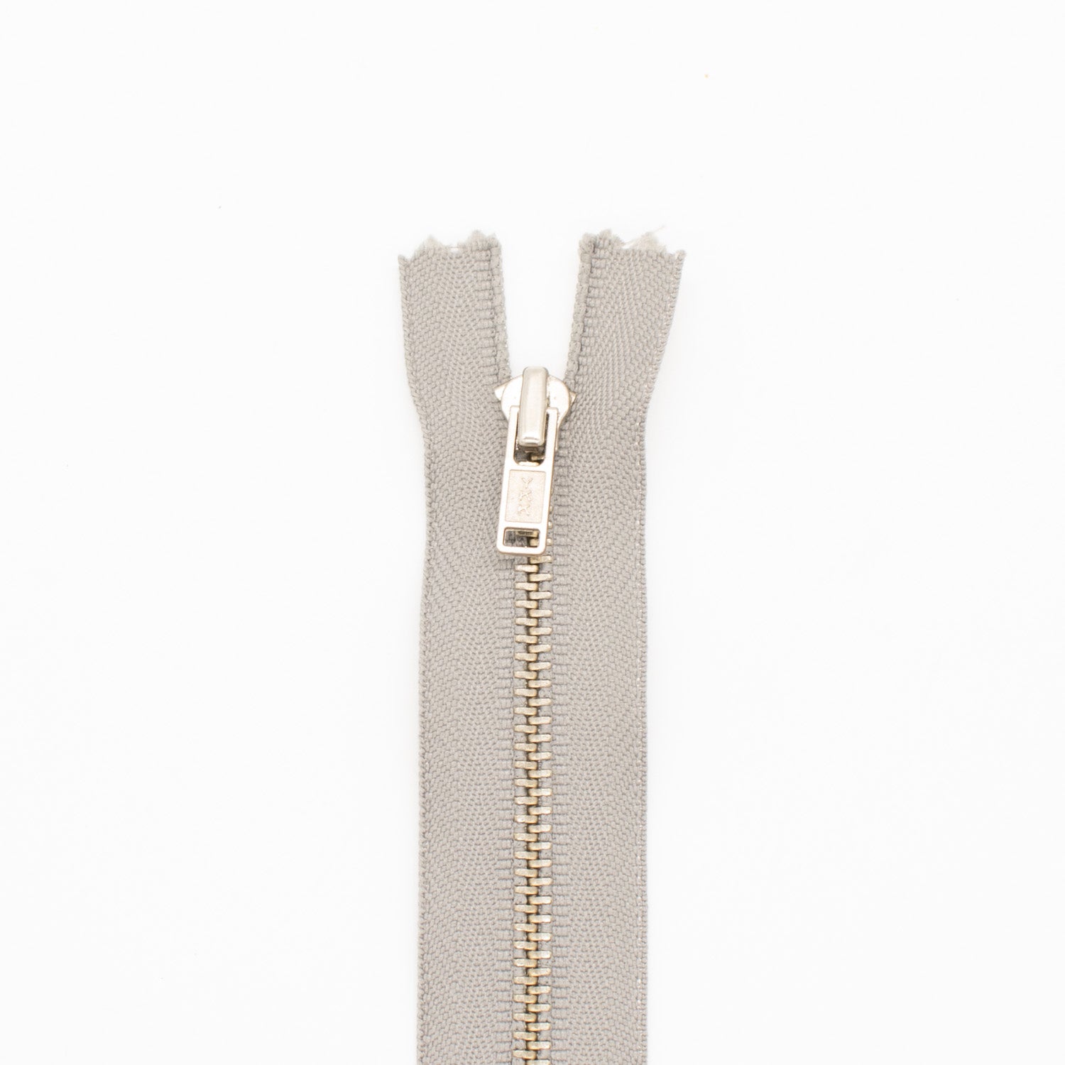 YKK Closed End Metal Zip 28CM