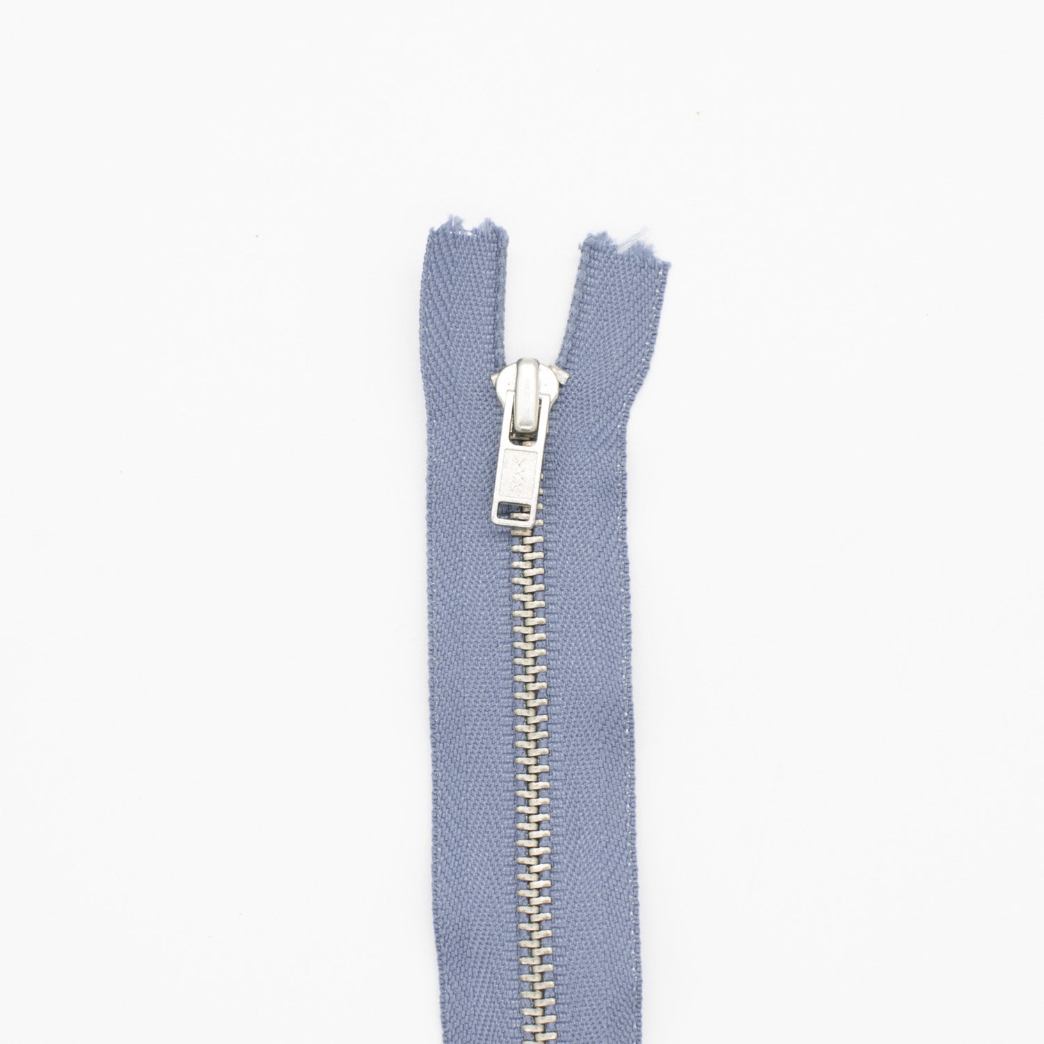 YKK Closed End Metal Zip 25CM