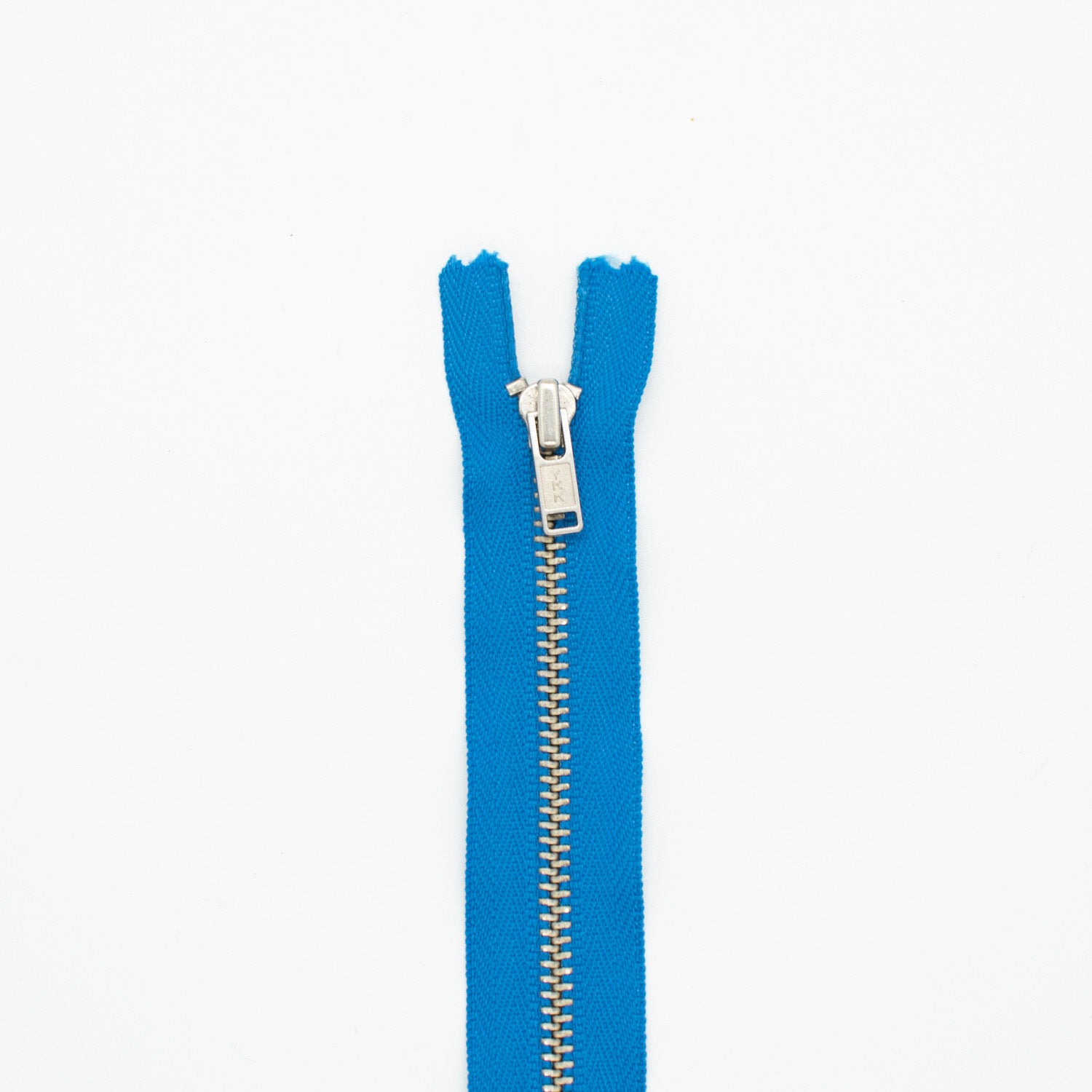 YKK Closed End Metal Zip 23CM