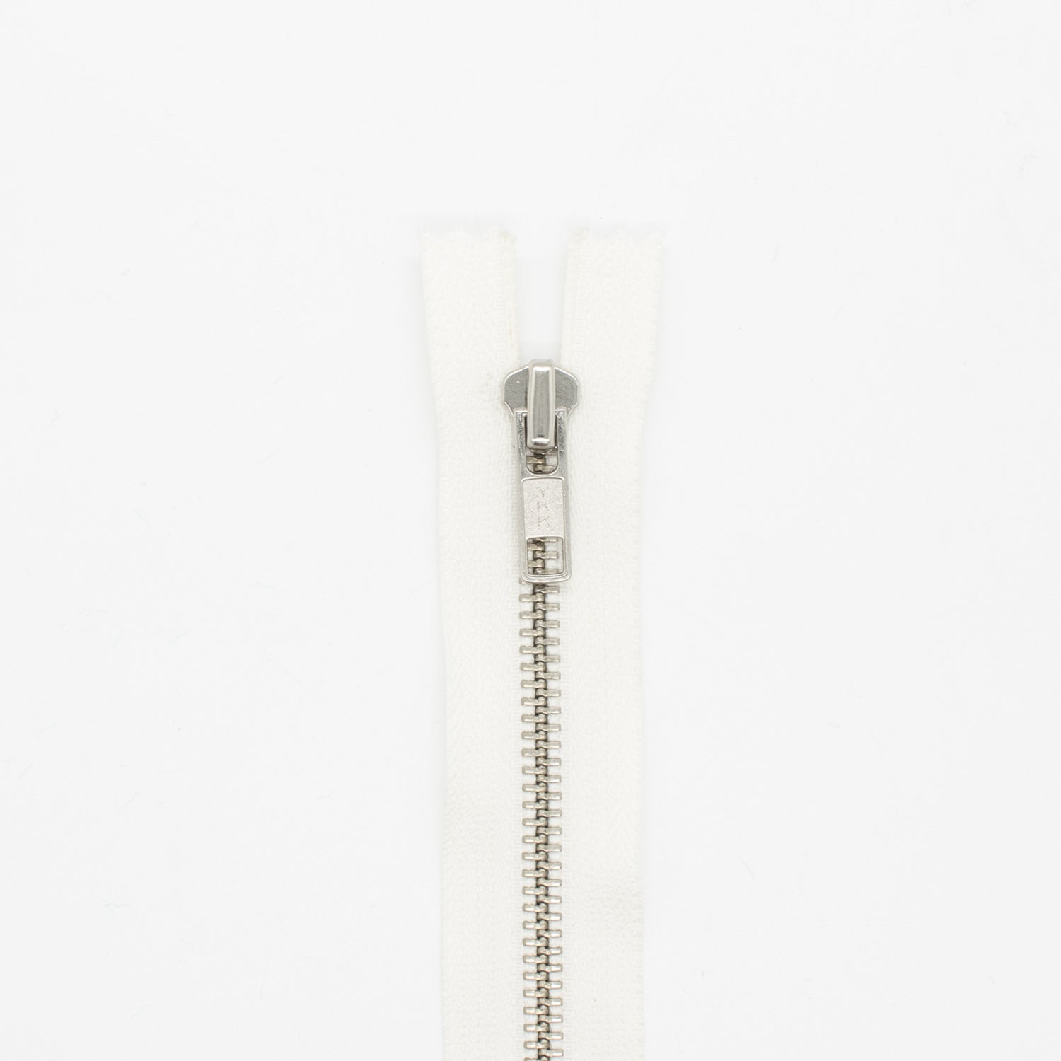 YKK Closed End Metal Zip 18CM