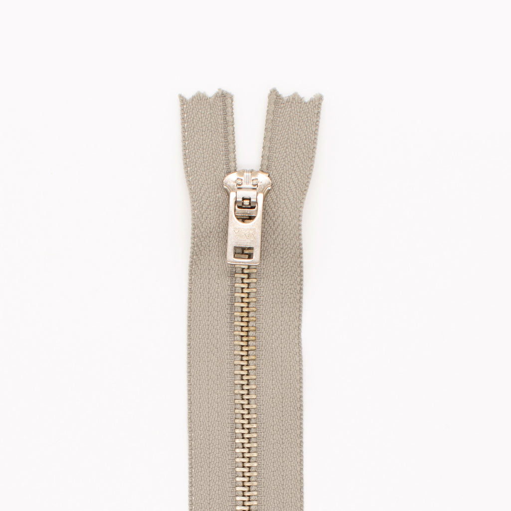 YKK Closed End Metal Zip 23CM