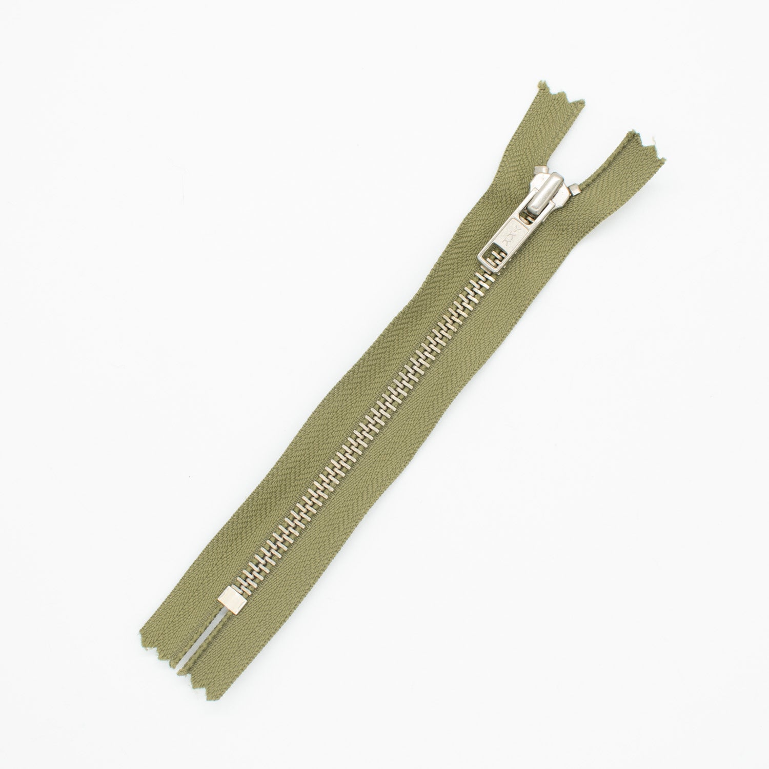 YKK Closed End Metal Zip 15CM
