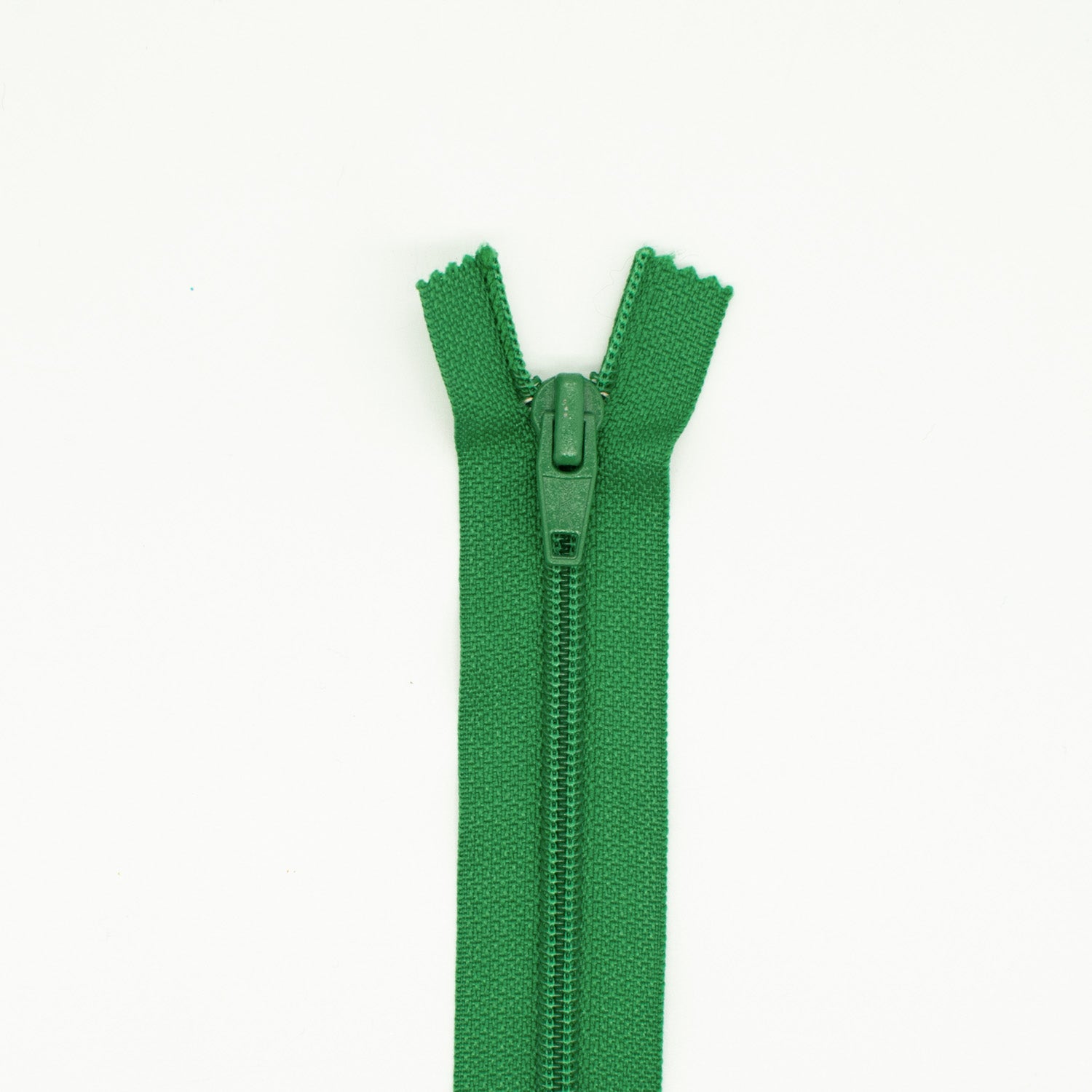 YKK Close End Plastic Zip 23CM