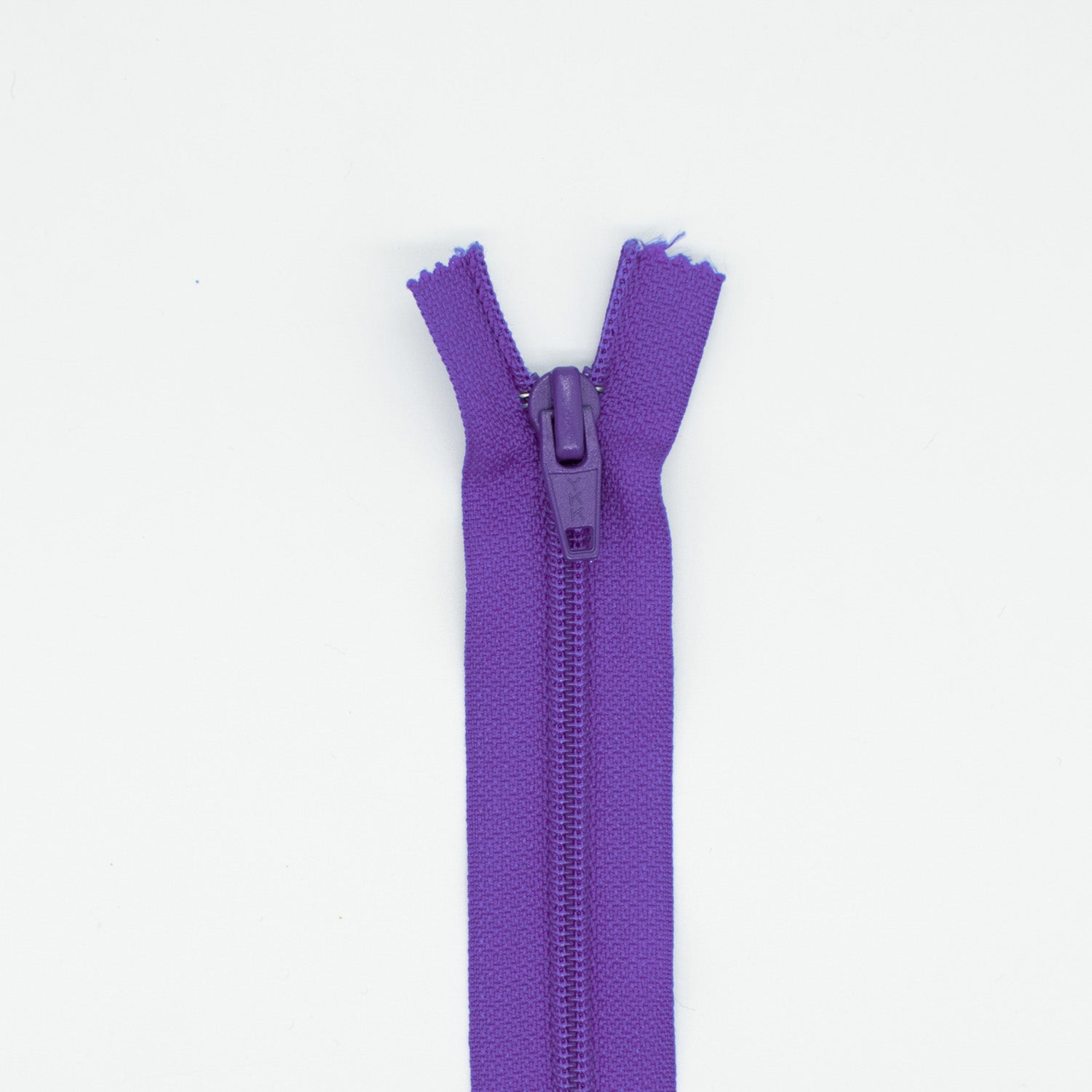 YKK Close End Plastic Zip 24CM