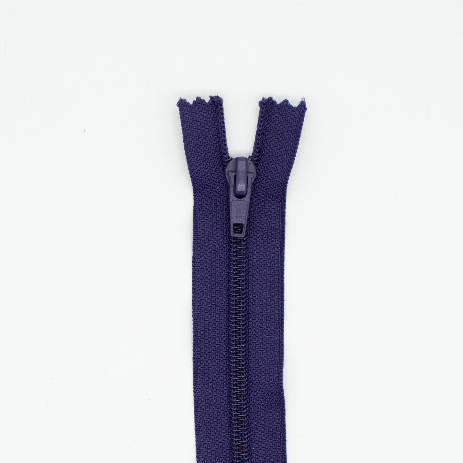 YKK Close End Plastic Zip 65CM B11/14-Navy