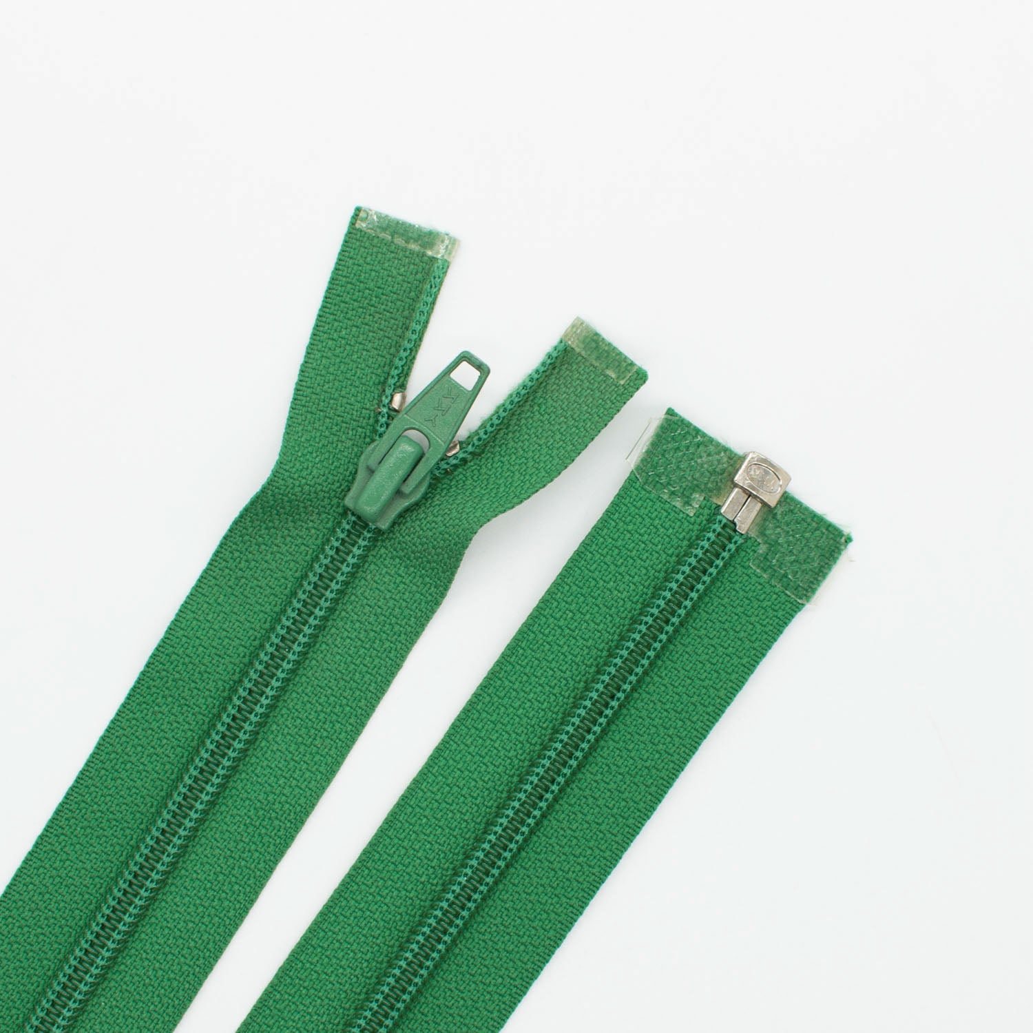 YKK Open End Plastic Zip 37CM