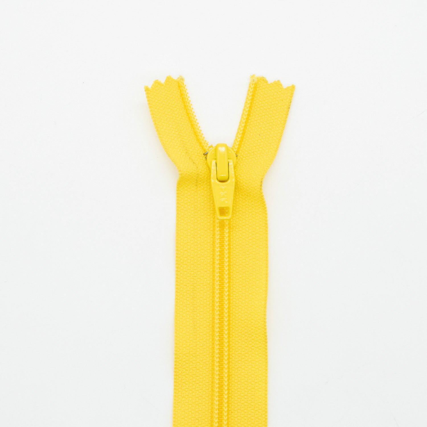YKK Open End Plastic Zip 40CM