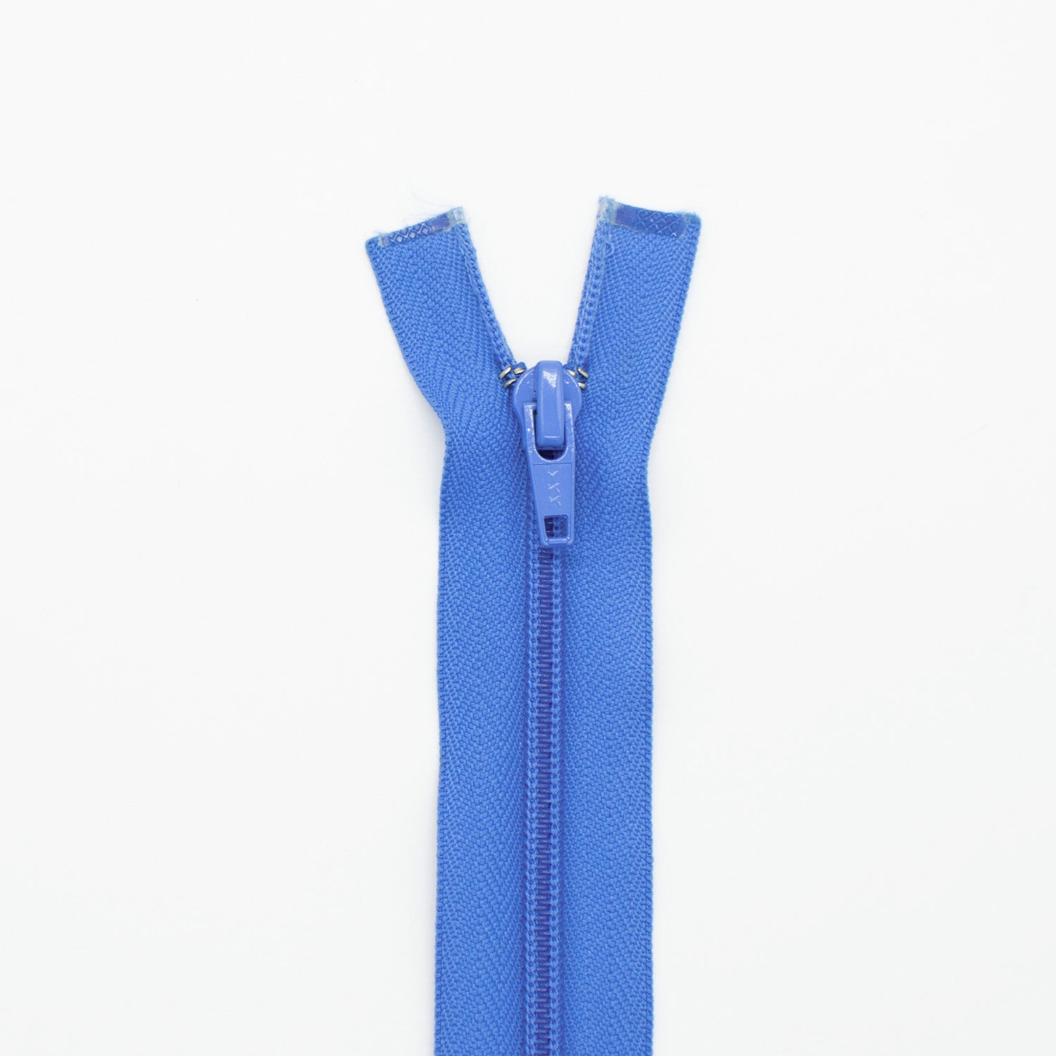 YKK Open End Plastic Zip 43CM